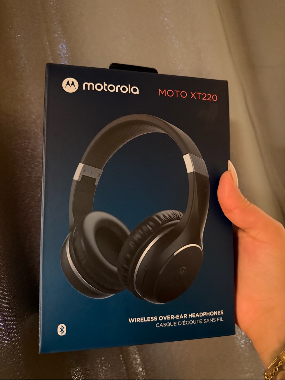Motorola MOTO XT220 Wireless Over-Ear Headphones - Black with Silver